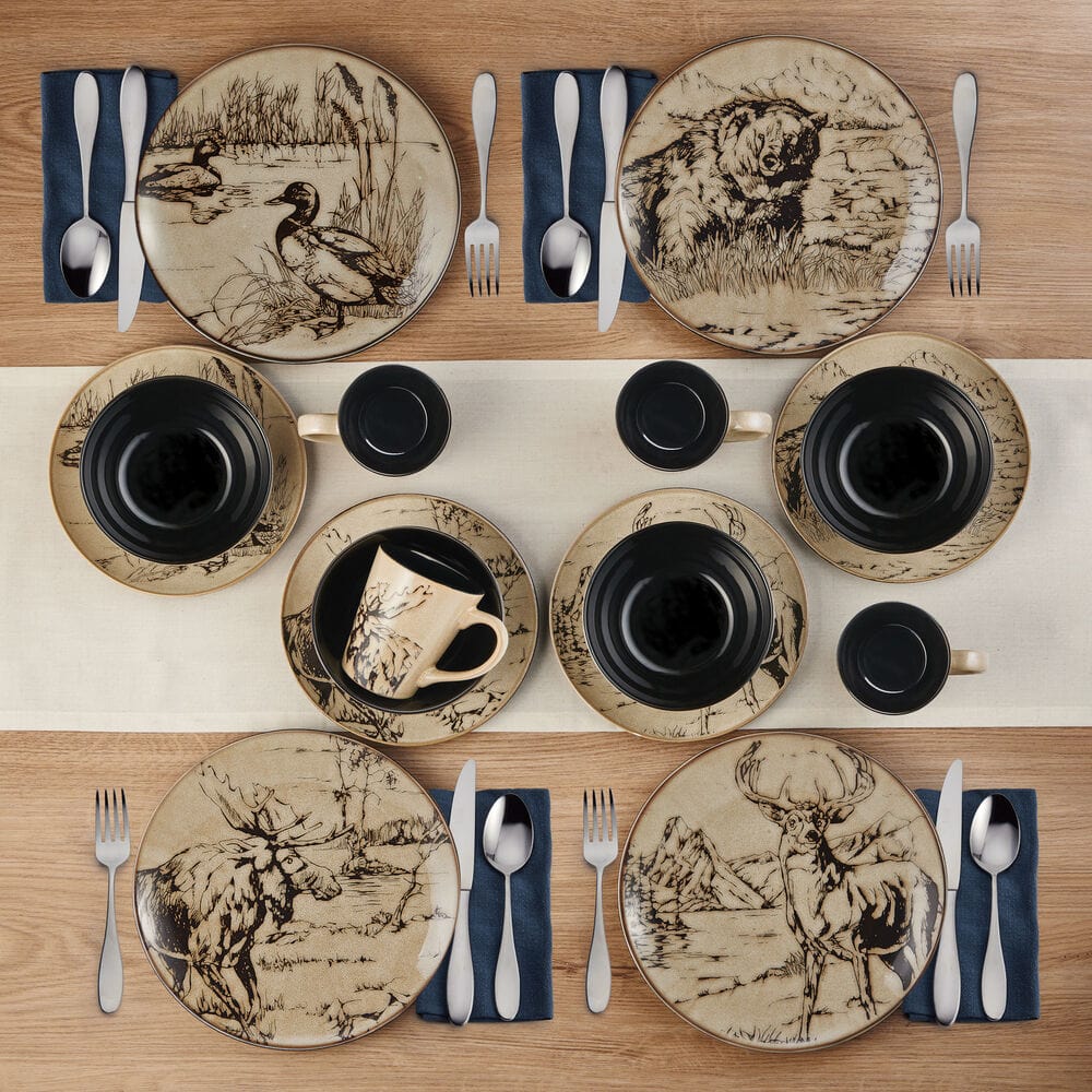 Mossy Oak Animal Print 16 Piece Dinnerware Set. Service for 4