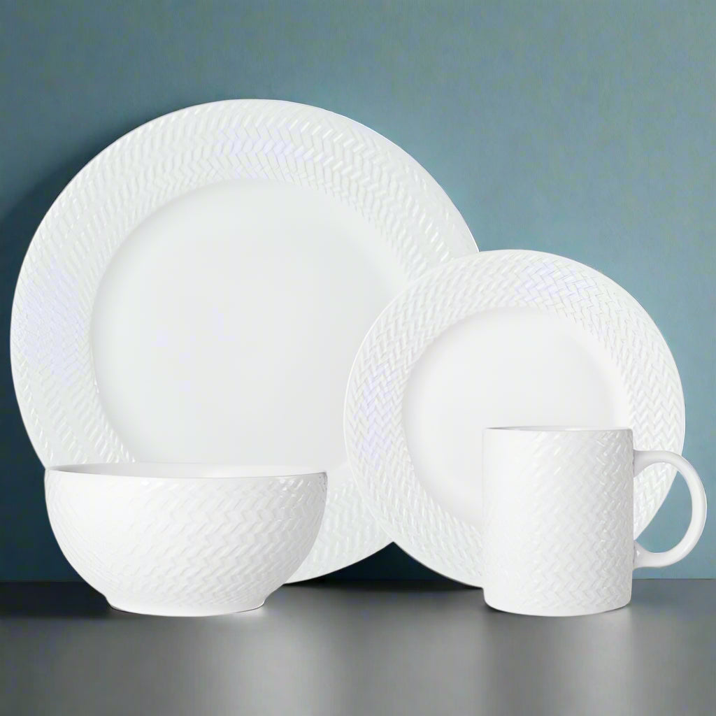 Winston 32 Piece Dinnerware Set. Service for 8