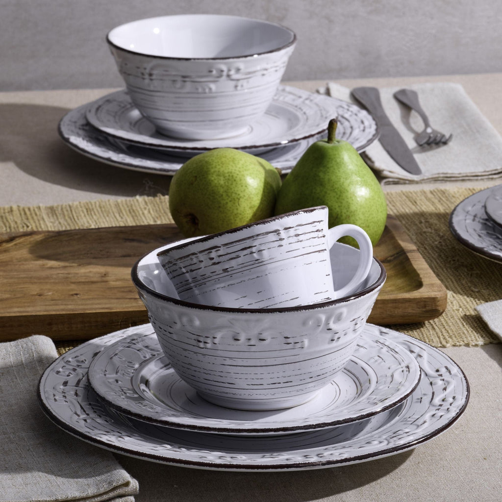 Trellis White 16 Piece Dinnerware Set. Service for 4