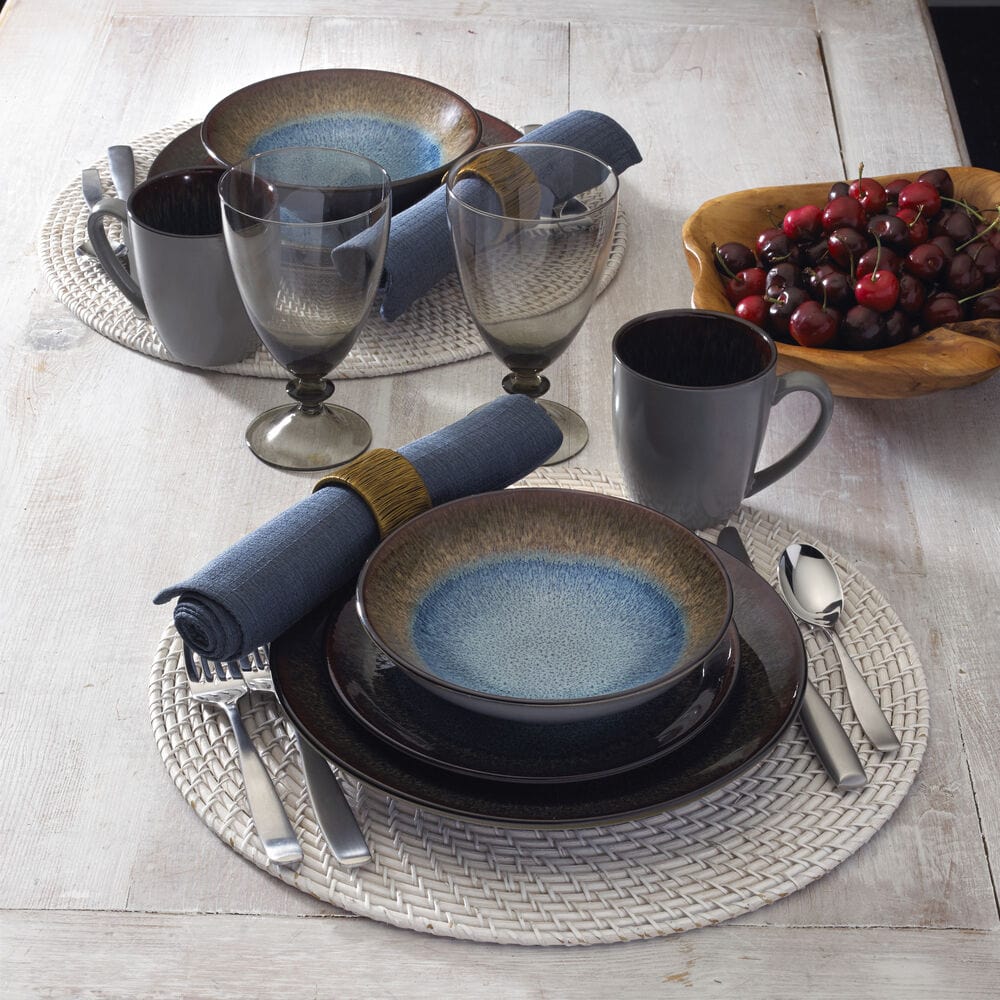 Monroe Blue 16 Piece Dinnerware Set. Service for 4