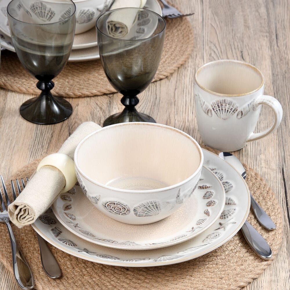 Panama 16 Piece Dinnerware Set. Service for 4