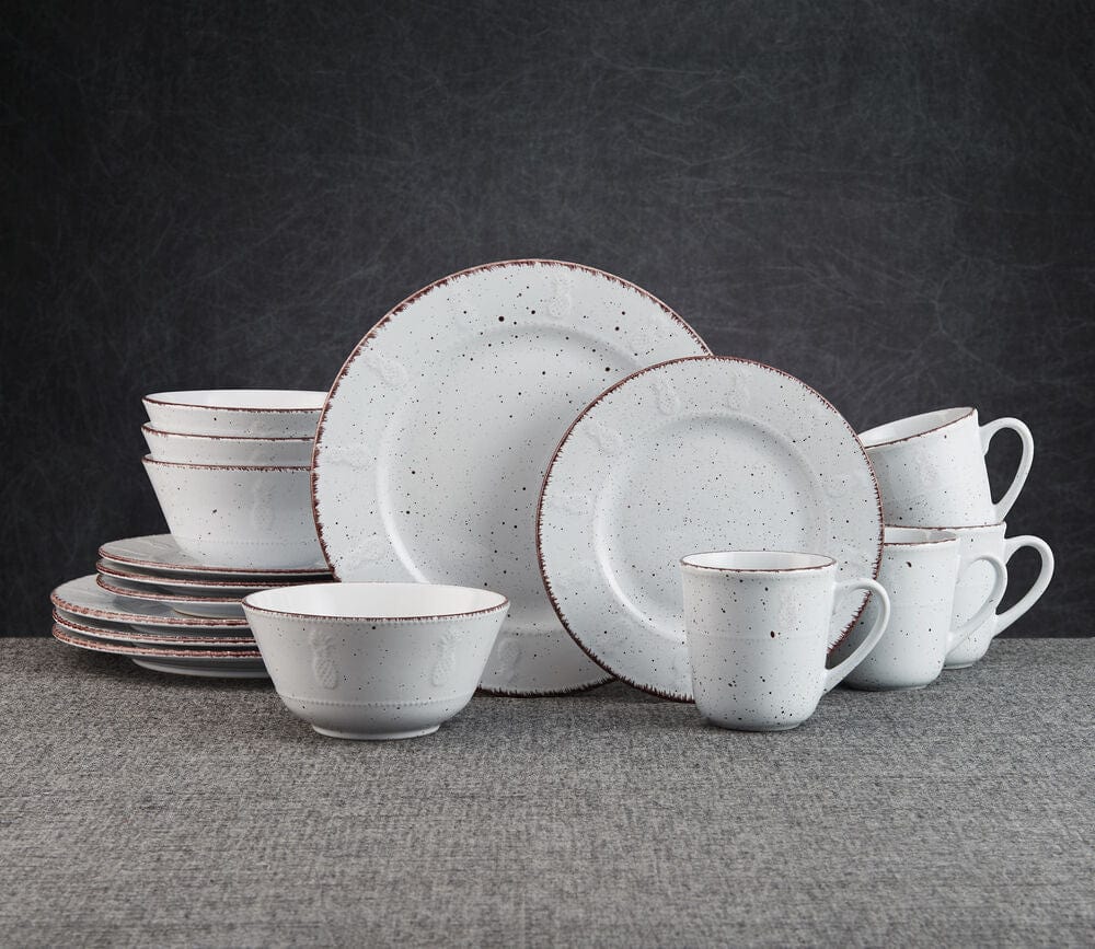 Pineapple 16 Piece Dinnerware Set. Service for 4
