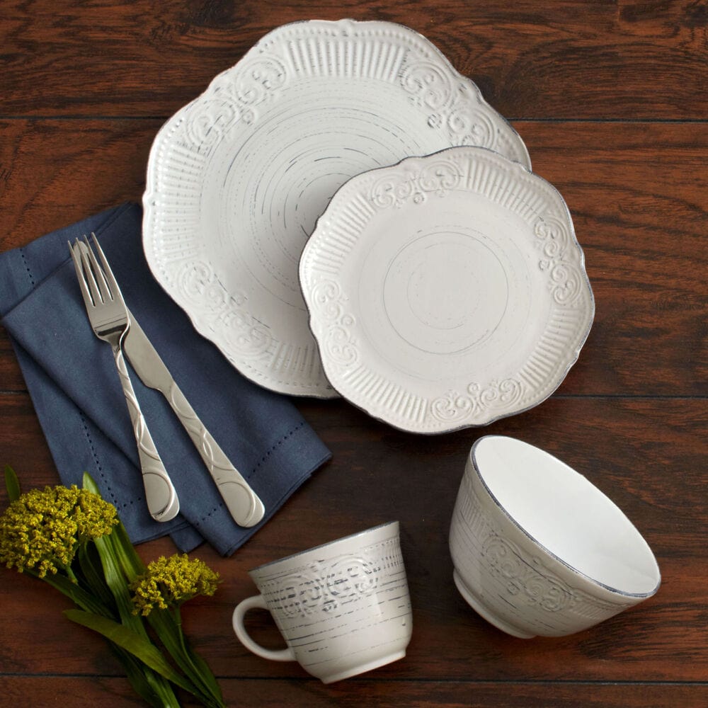 Isabella Gray 16 Piece Dinnerware Set. Service for 4