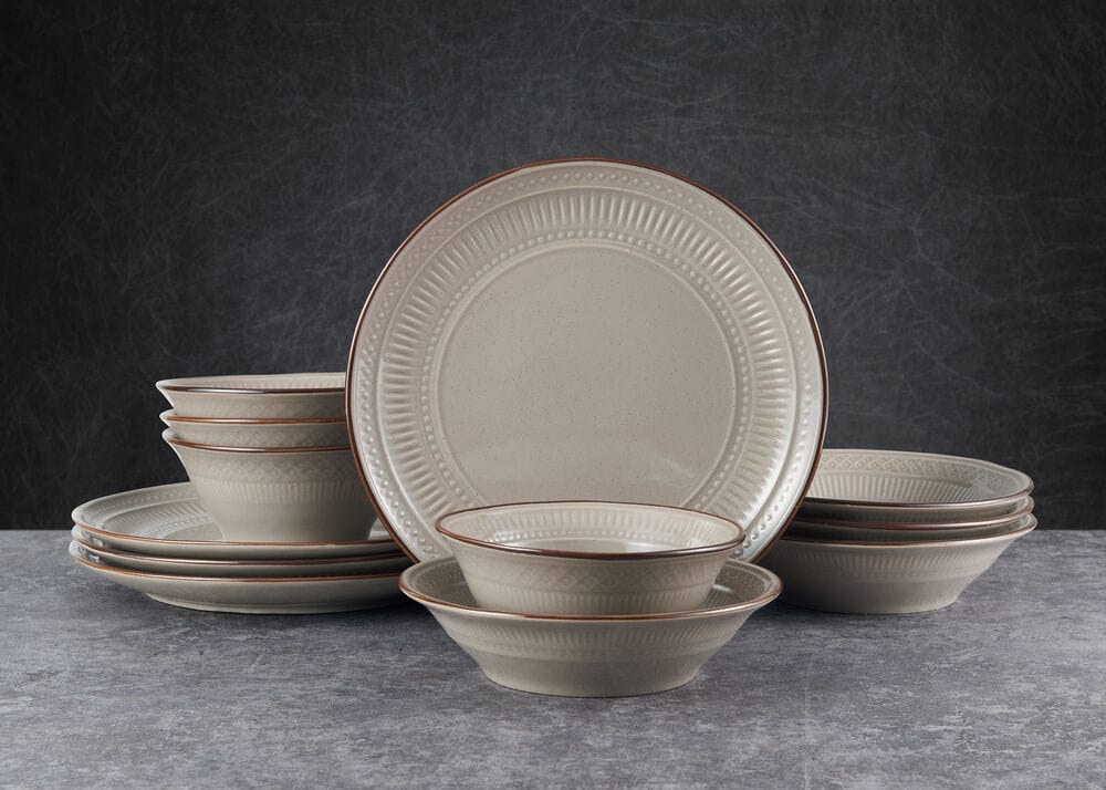 Easton 12 Piece Dinnerware Set. Service for 4