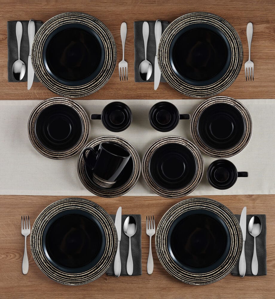 Bryson Black 16 Piece Dinnerware Set. Service for 4