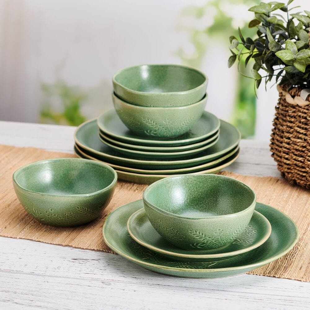Carrie 12 Piece Dinnerware Set. Service for 4