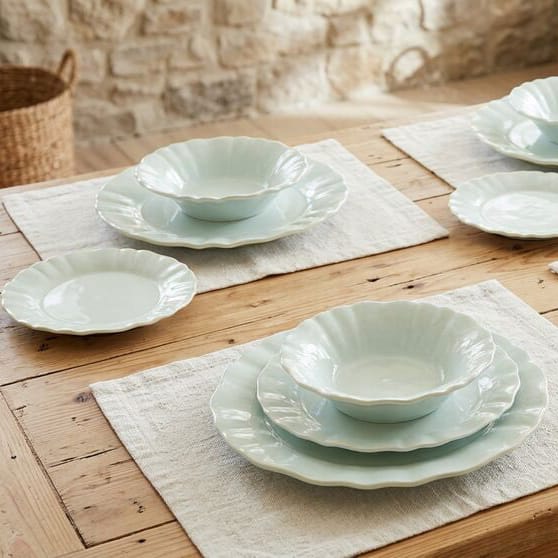 Graceful Petals 12 Piece Dinnerware Set. Service for 4