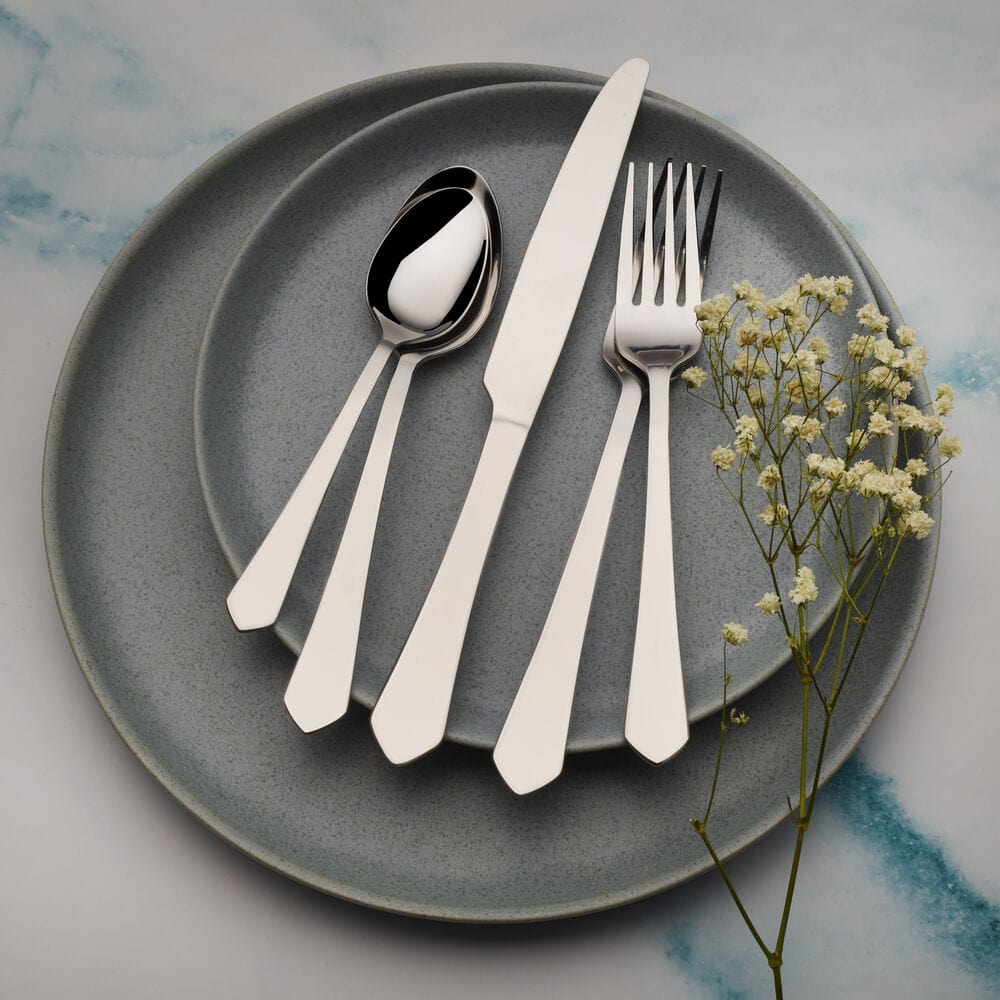 Almond 20 Piece Flatware Set. Service for 4