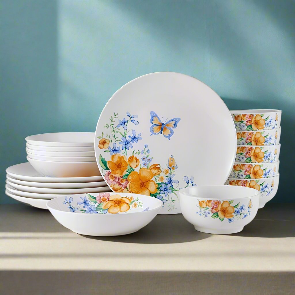 Anna 18 Piece Dinnerware Set. Service for 6