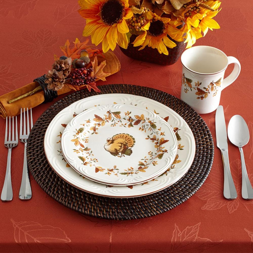 Autumn Berry™ 16 Piece Dinnerware Set. Service for 4