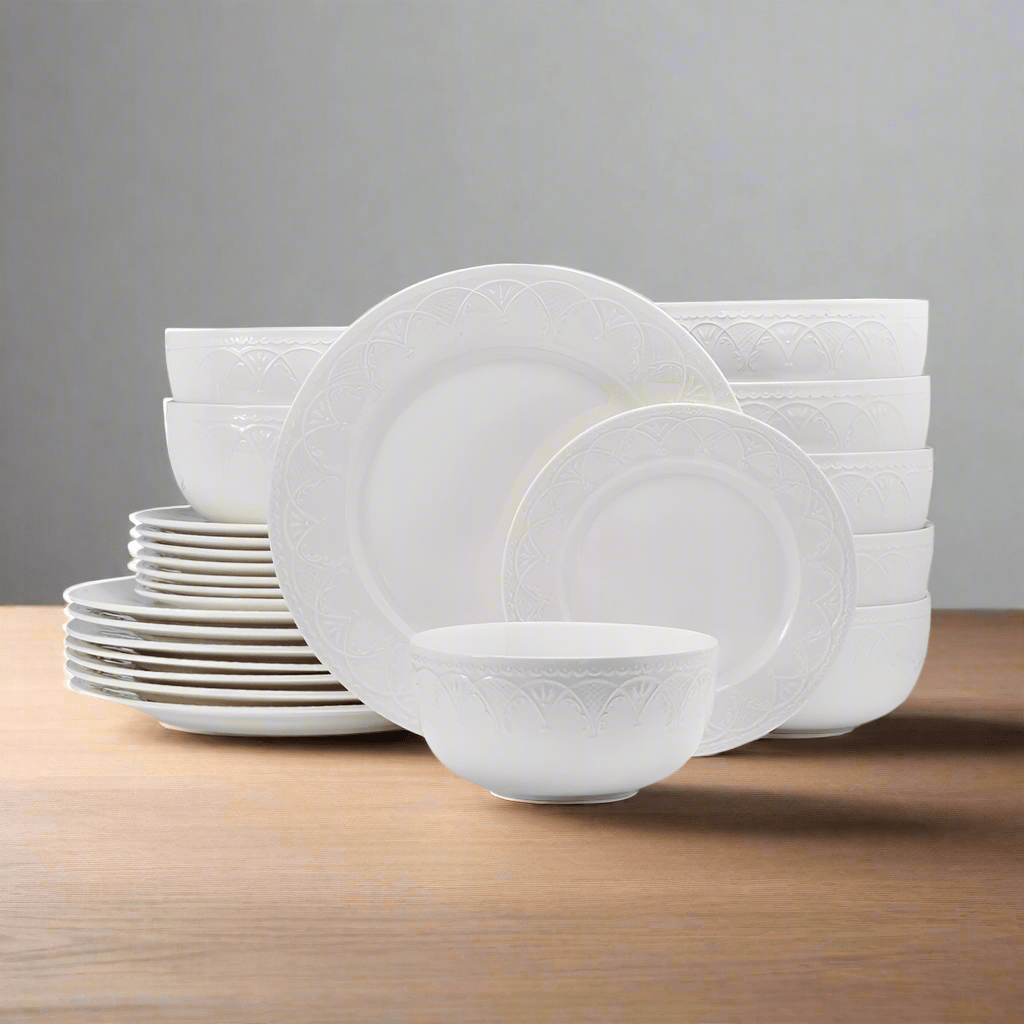 Esmeralda 24 Piece Dinnerware Set. Service for 8