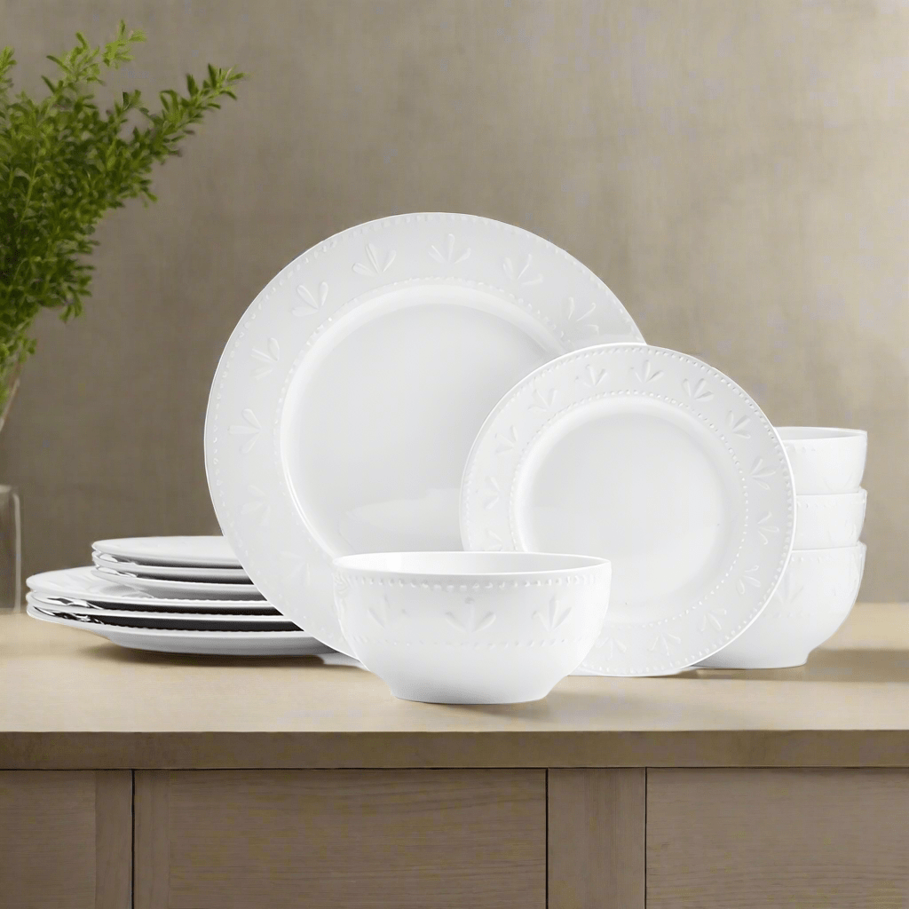 Maddy 12 Piece Dinnerware Set. Service for 4