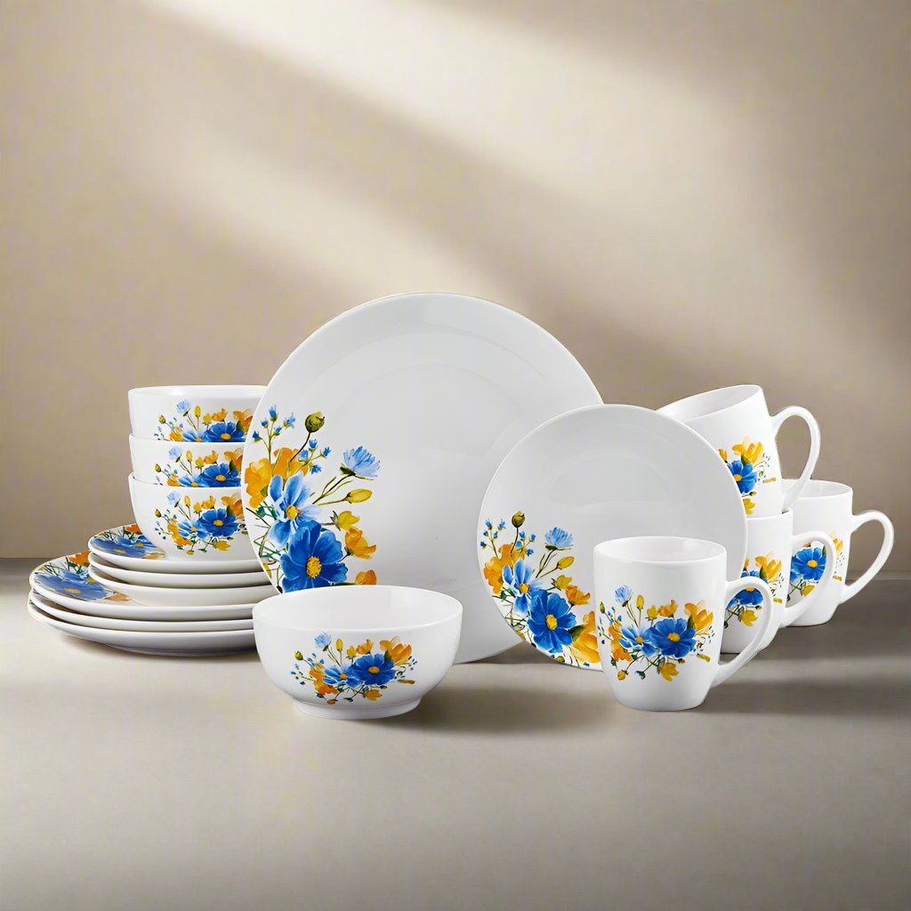 Rhea 16 Piece Dinnerware Set. Service for 4
