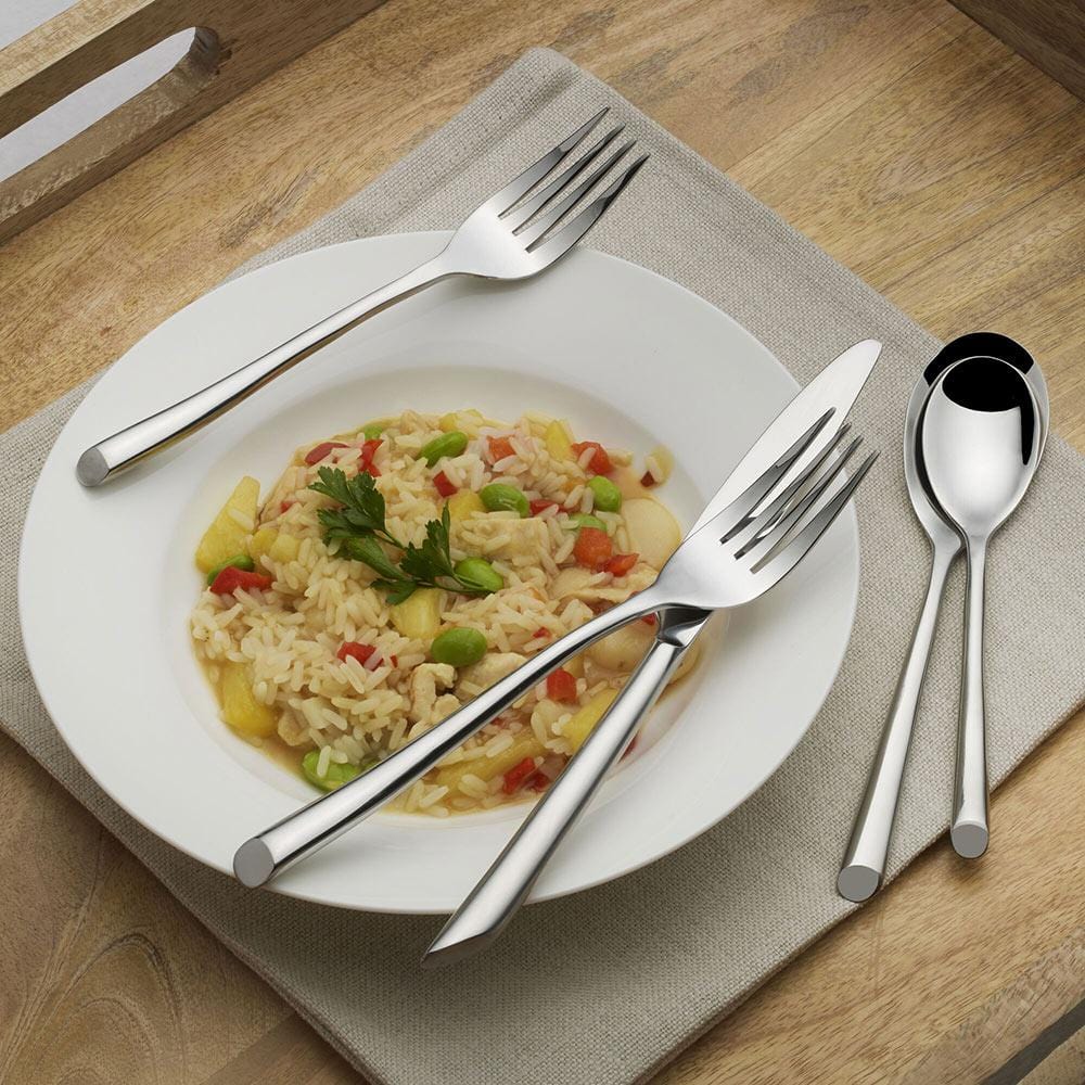 Wave Forged 20 Piece Flatware Set. Service for 4